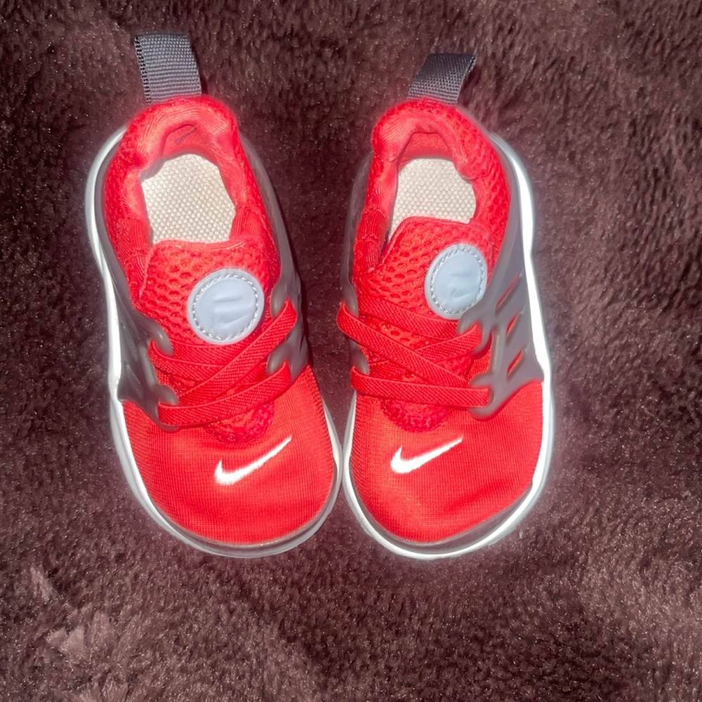 Nike Red and Black Sneakers with Modern Design